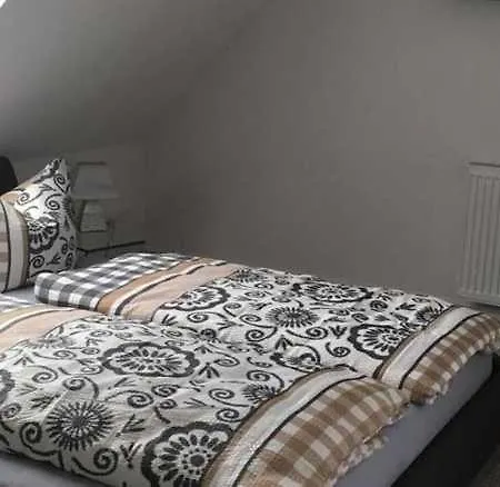 Apartamento Reetferienhaus Brandseeschwalbe