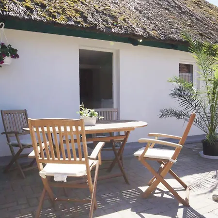 Apartamento Reetferienhaus Brandseeschwalbe